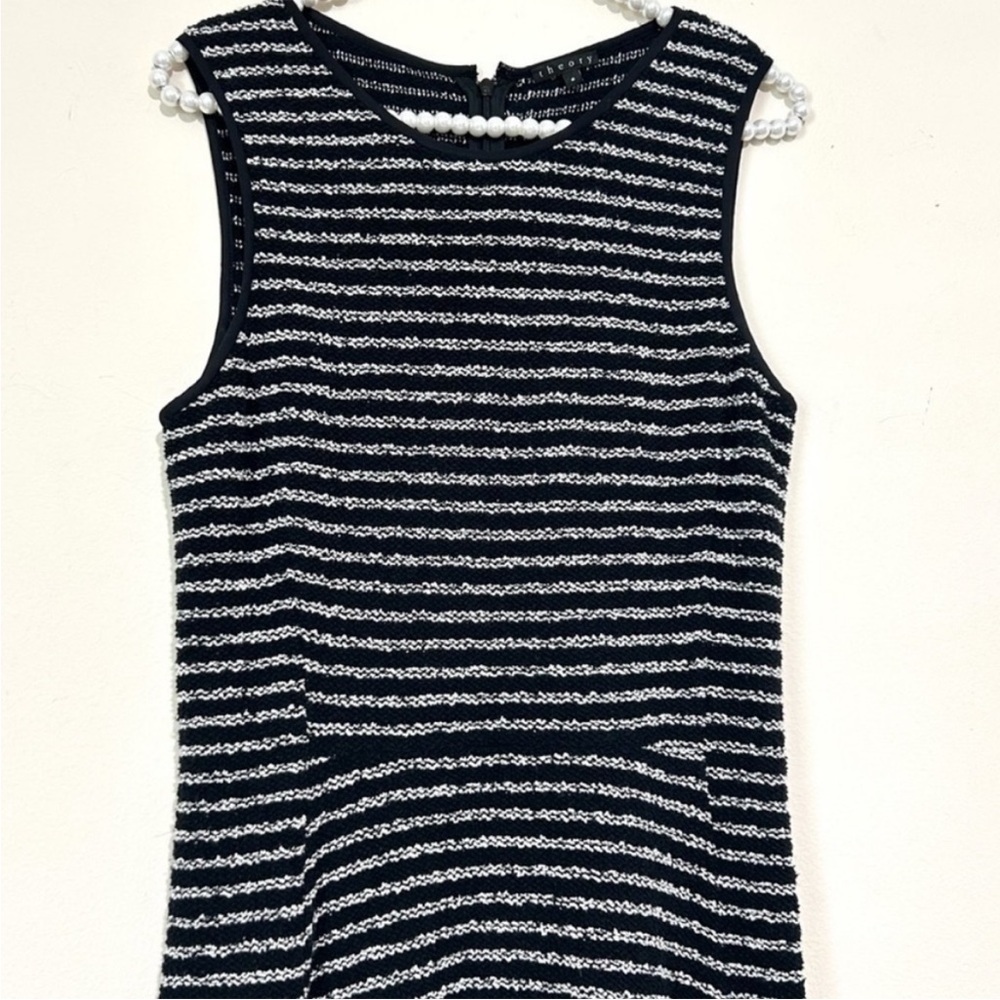 Theory Nikay Jacquard Purposeful Stripe Black & White Fit and Flare Dress SIZE 8 - Picture 3 of 5